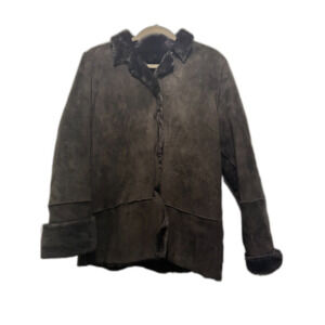 Soft Black Jacket with Fur Interior – Women's Size M (Likely)